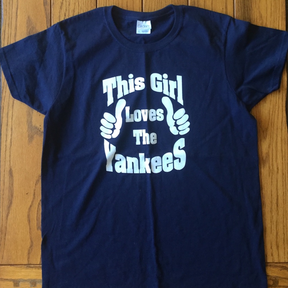 This Girl ❤️ the Yankees ⚾️ T-shirt